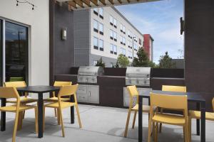 Home2 Suites by Hilton Denver International Airport