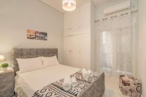 Comfy Apt next to metro