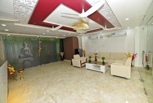 The EMBASSY HOTEL