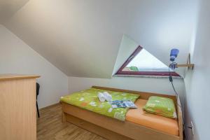 Vrtin Vineyard Family Retreat - Happy Rentals