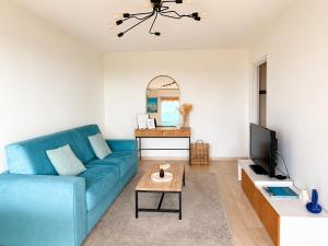 Azure Nest - Sea view appartment with private parking in Antibes