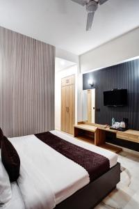 Hotel Swasno by Rivlet MG Road