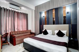 Hotel Swasno by Rivlet MG Road