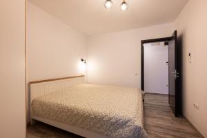 NEW & Quiet Apartment near Burgas City Garden
