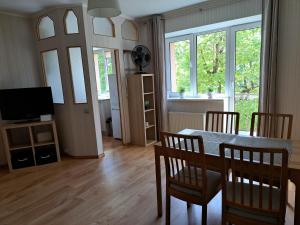 Family Apartment Near Sea and Park