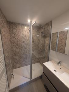 Appartement Daday- centre Bourg- 4-6 couchages