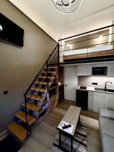 Loft 73