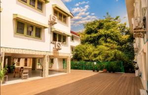 Khaosan Beds and Bath Hostel