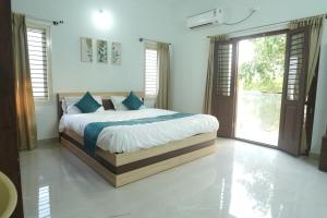 Adharsh Residency