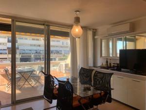 691 Héliopolis D studio 2 Pers jolie vue mer