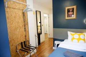 New Luxury 2 Bedroom Apartment with Great Links to Central London