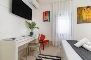 Nabucco Flat by Fenix