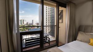 The Mosaic Tower Luxury Boutique Studio,Pool and Gym Fast Wifi