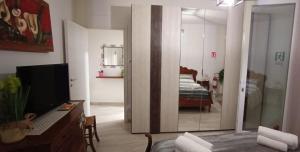 Pollacci Room