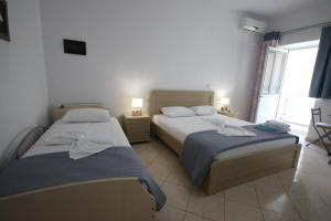 Garden Holiday Studios