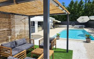Gorgeous Home In Zminj