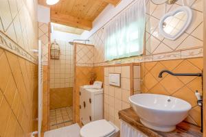 Rustic House With Lovely View - Happy Rentals