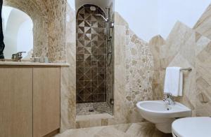 La Perla di Sherden- by And Service img35