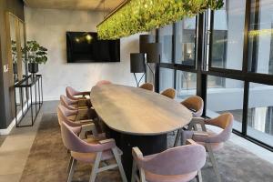 5-Star Luxury Apartment, Hyde Park, Sandton
