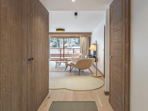 Appartement neuf avec terrasse, 2 chambres près des pistes, sauna, hammam, salle de sport, parking - FR-1-569-57
