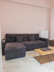 Morpheas Apartment in Central Myrina