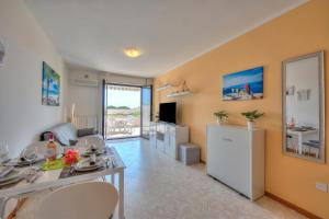 Kristall Lago Pool-View Apartment + Balcony - Happy Rentals