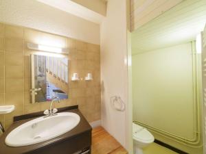 Appartement avec mezzanine pour 4, vue sur Gourette - FR-1-400-49