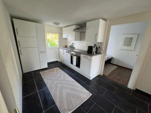 Lake Lucerne View, 3BR, Balcony, Rigi & Luzern