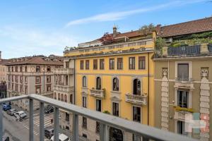 RI24 Bright two-room apartment with a cozy balcony