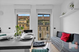 RI24 Bright two-room apartment with a cozy balcony