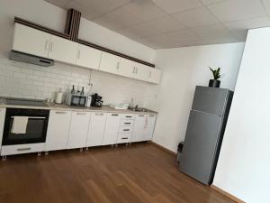 Renata Modern and Cozy Apartment