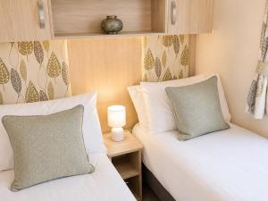A very comfortable caravan sleeping 6