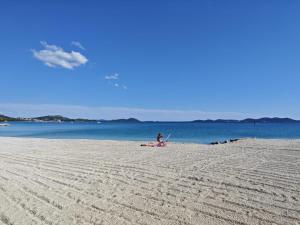 Beachfront Apartments Pakoštane