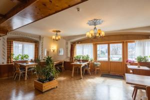 Hotel Alpina