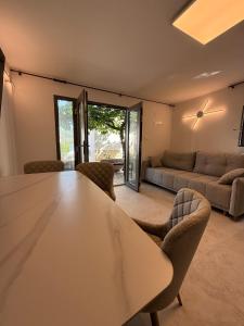 Waterfront Stone House - Cres Villa Lungomare