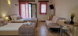 Karras Apartments