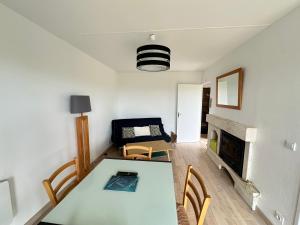 Appartement T2 avec Jardin, Proche Centre et Plage de Cabourg, Parking Inclus - FR-1-487-295