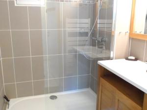 Appartement T2 avec Jardin, Proche Centre et Plage de Cabourg, Parking Inclus - FR-1-487-295