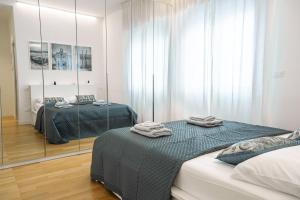 Raro alloggio, 120mq, 150mt dal mare, garage