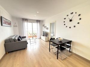 Apartamento renovado en la playa con aire acondicionado y balcón en Roses - HISP-312-34
