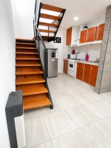 Loft luminoso con balcón y entrada independiente