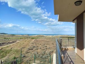 SeaHome Apartment Beachfront Sea View Terrace Quiet Stay Parking