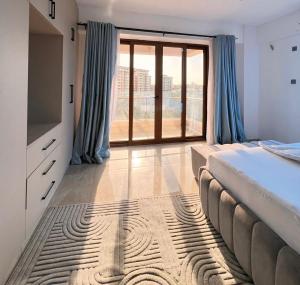 Delta apartment