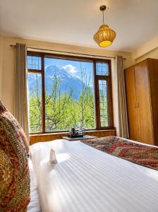 ORZU Boutique Stays Manali