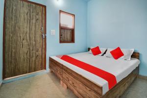 OYO Flagship Devrachna Residency