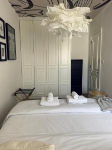 Mira Modern Apartment in City Center