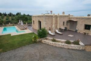 Heliopetra Lux Villa with private Pool