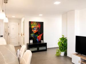 Seaside Apartment Retreat