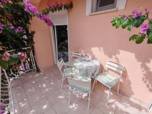 Apartments Bardak