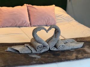 Tandem - Espacio para dos - Cama King - Parking